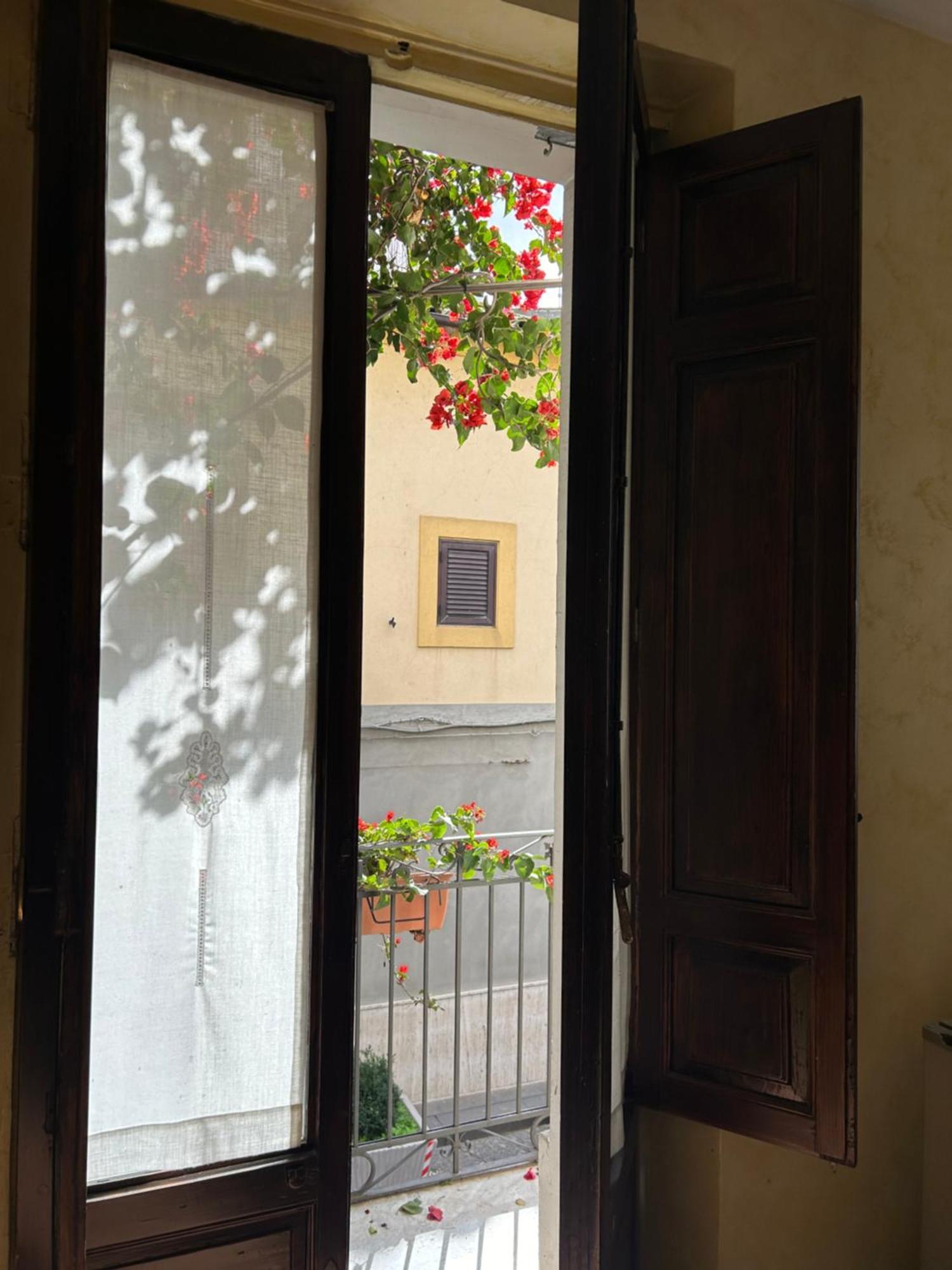 B&B L'Angolo Sulla Piazza Mirabella Imbaccari Buitenkant foto